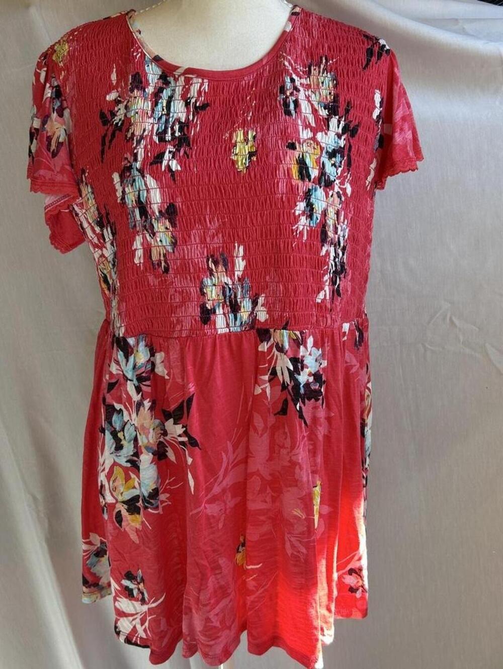 Womens Torrid Red Smocked Floral Short Sleeve Babydoll Midi Dress Sz 2 / 2X